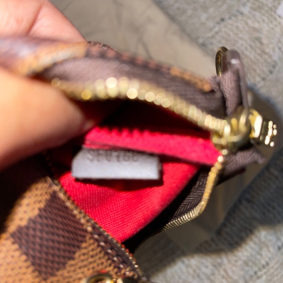 Authentic Louis Vuitton Damier Ebene Mini Pouchette - Picture 6 of 8
